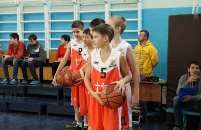 U news. В Уфе есть спортивная школа по баскетболу 